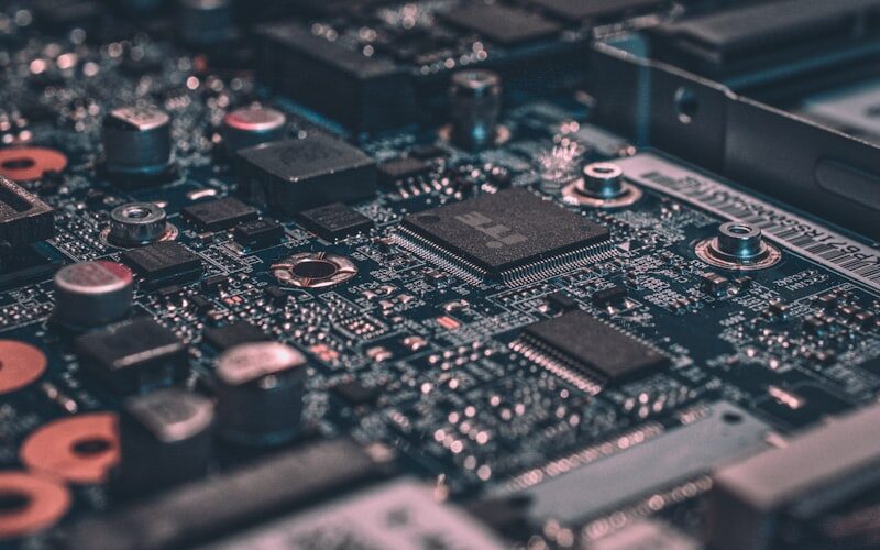 uploaded-image-teknolojinin-insan-hayatindaki-yeri-ve-onemi-1722268891692