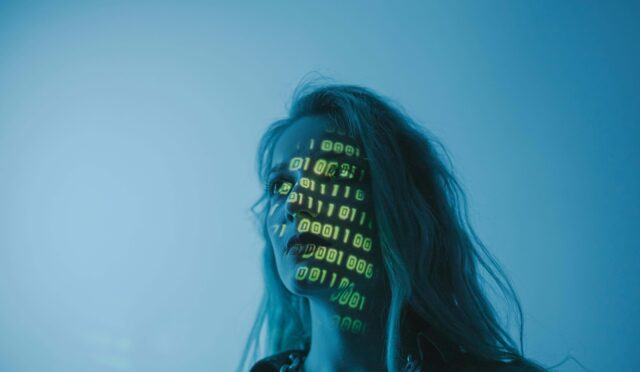 Web Sitelerinde Hiper-Personalizasyon: AI Tabanlı Çözümler
